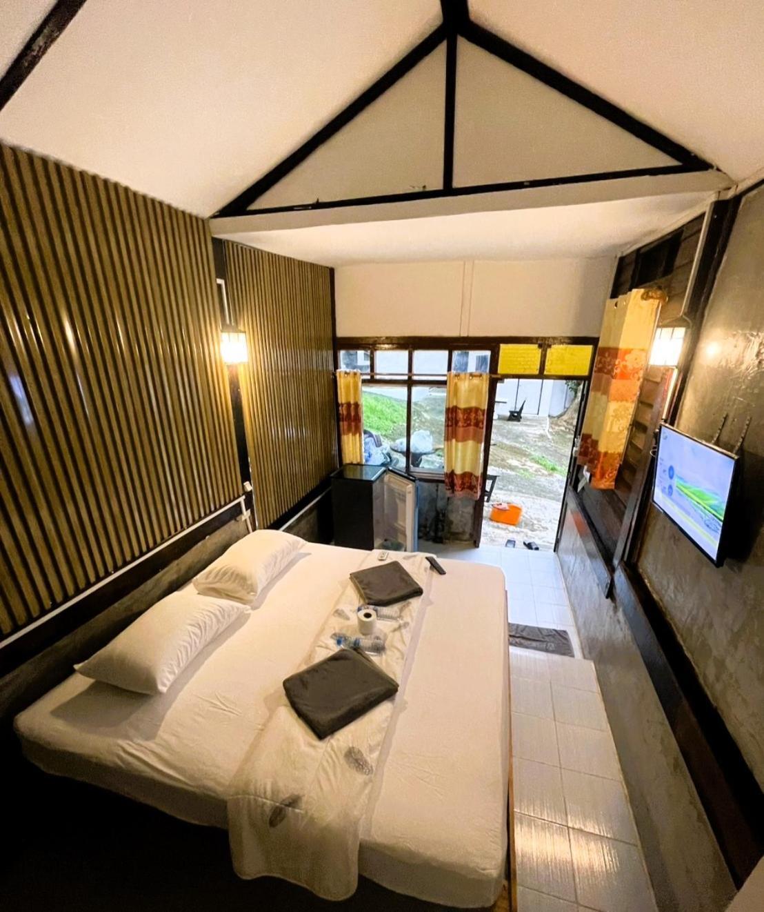Tuk Tuk Guesthouse Koh Chang Esterno foto